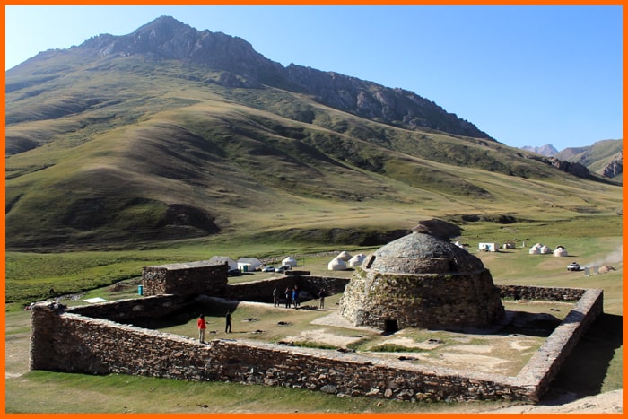 Incredible rafting and horse riding in Kyrgyzstan, Silk Road, Kyrgyzstan tours.